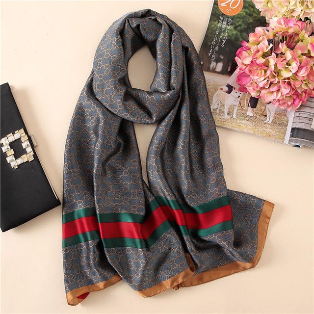 Women's Fashion Silk Scarf Little Bee Printed Scarves High Quality Beach Long Shawls Wraps Femme Foulard 2018 Summer Bandana