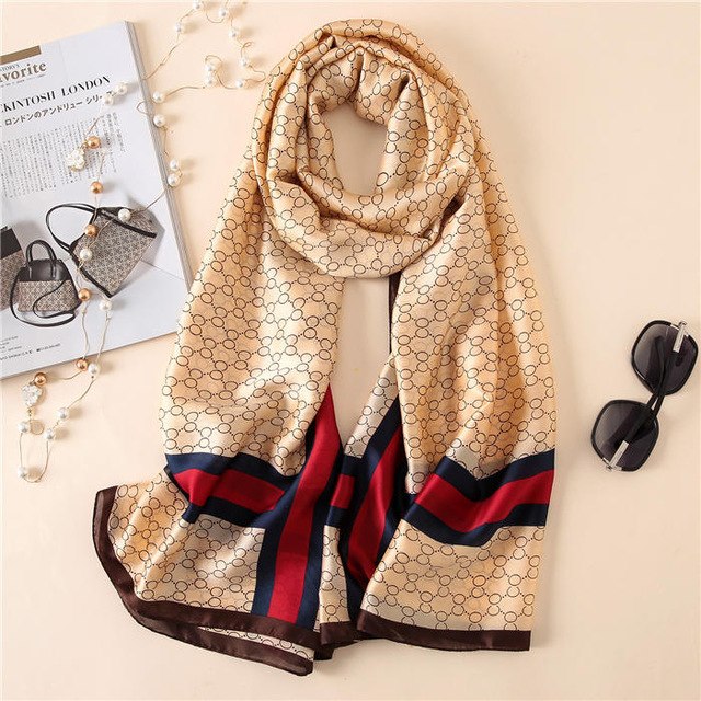 Women's Fashion Silk Scarf Little Bee Printed Scarves High Quality Beach Long Shawls Wraps Femme Foulard 2018 Summer Bandana
